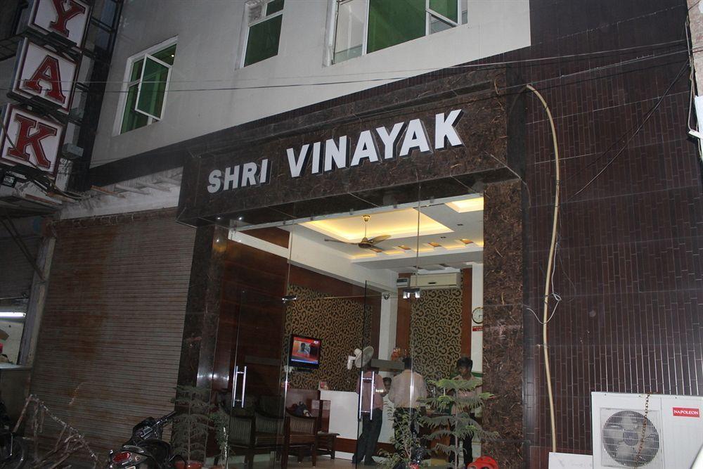 Shri Vinayak In Centre At Railway Station-by Rcg New Delhi