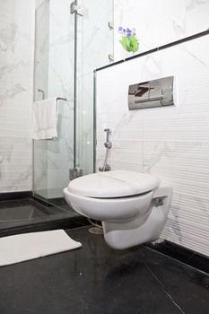 Hotel Oyo Premium Pitampura