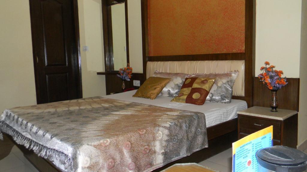 Hotel Maanvi