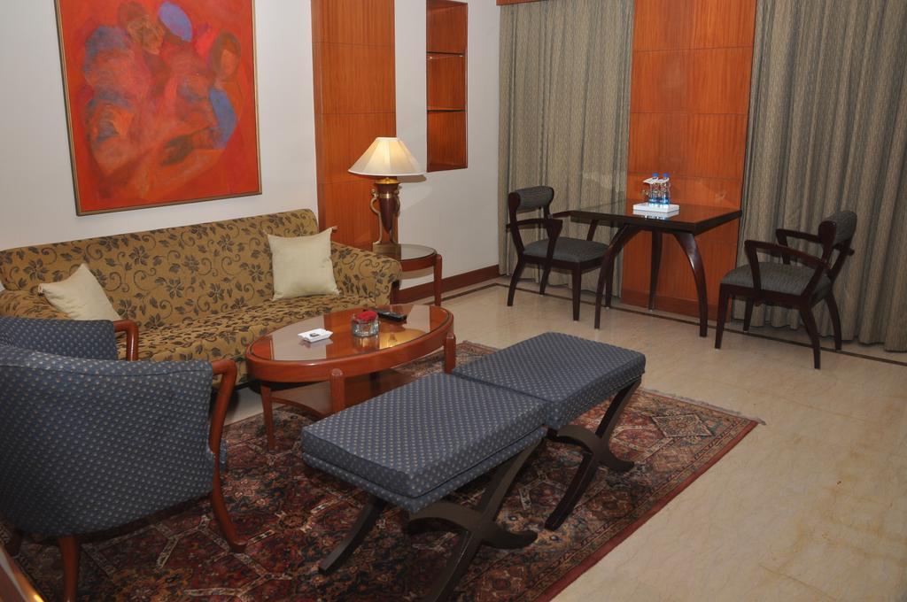 The Hans, New Delhi