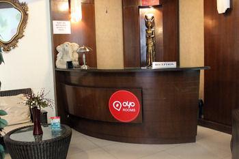 Oyo Gk2 Main Road New Delhi