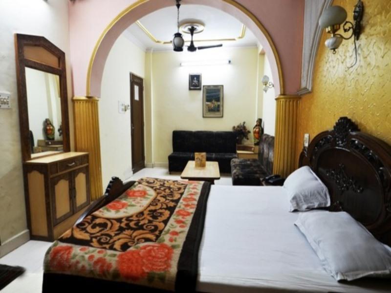 Hotel Ashoka Continental 3*