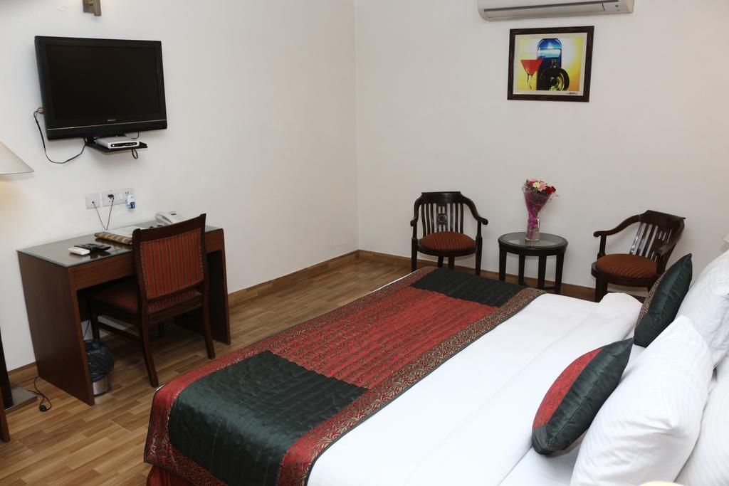 Hotel Fabhotel Goodwill Gk 1 3*