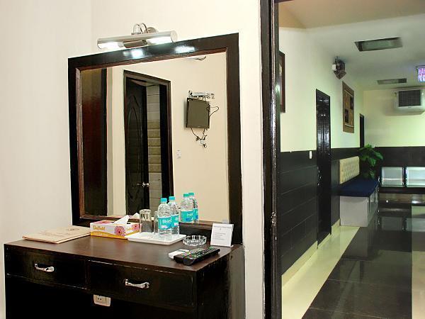 Hotel Lazeez 2*
