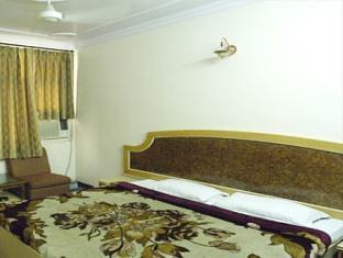 Hotel Megha Palace