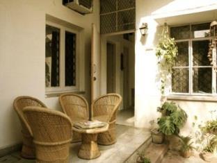 Guest house Eleven *