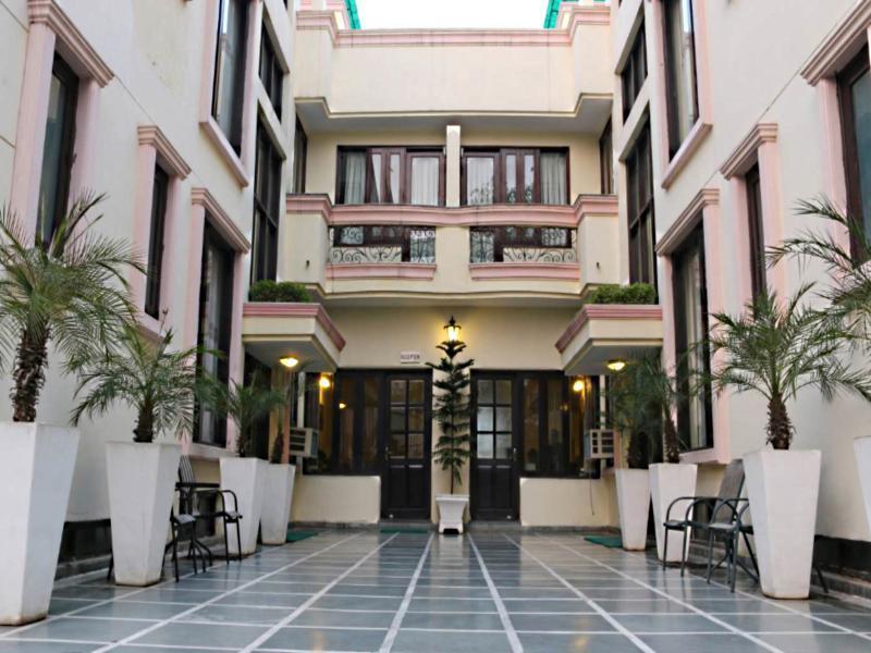 Apartment Enkay Residency V Block *