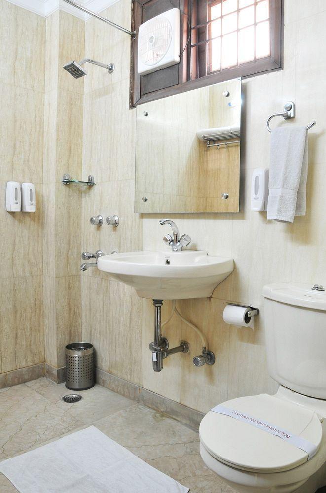 Hotel East New Delhi