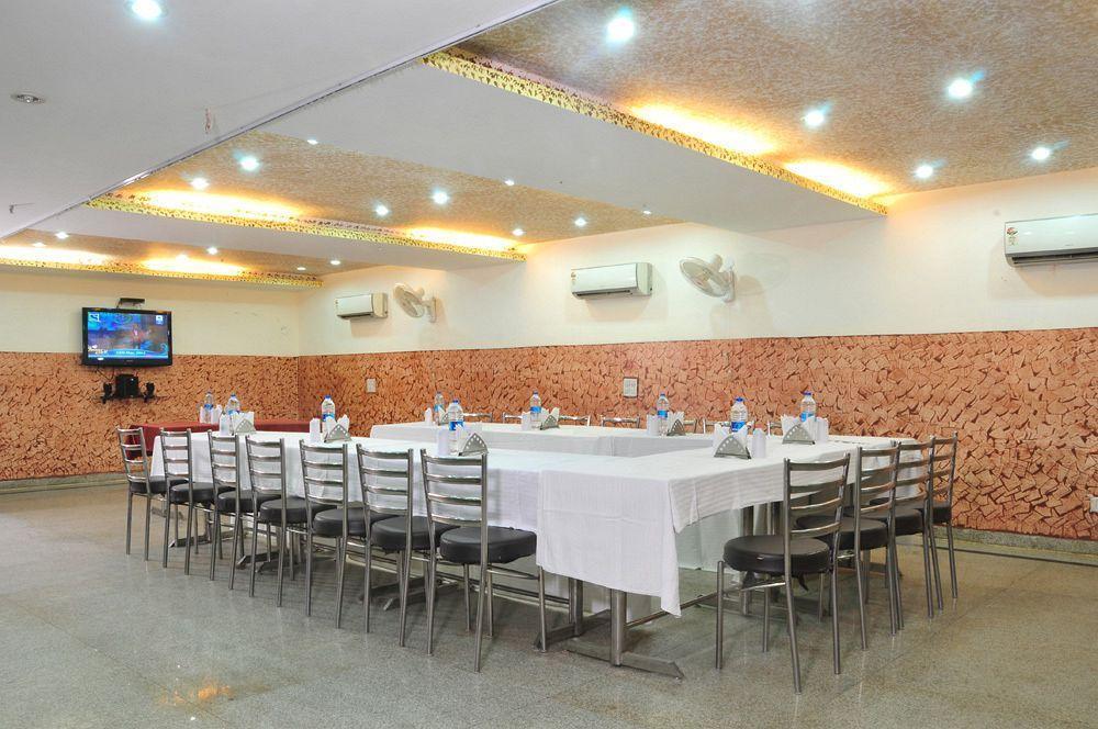 Hotel East New Delhi