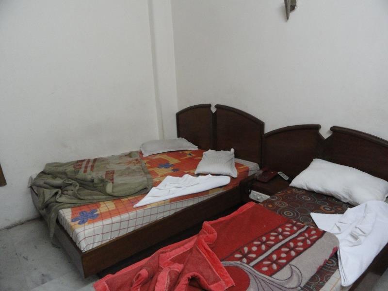 Hotel Delhi Empire Dx