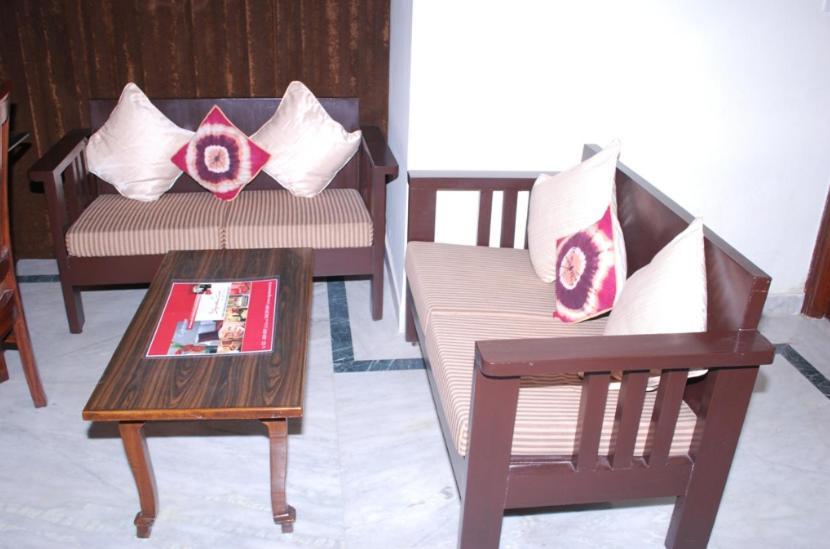 The Signature Crest - Noida Apartment New Delhi