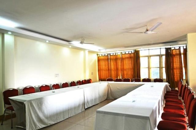 Sri Krishna Palace Apartment *