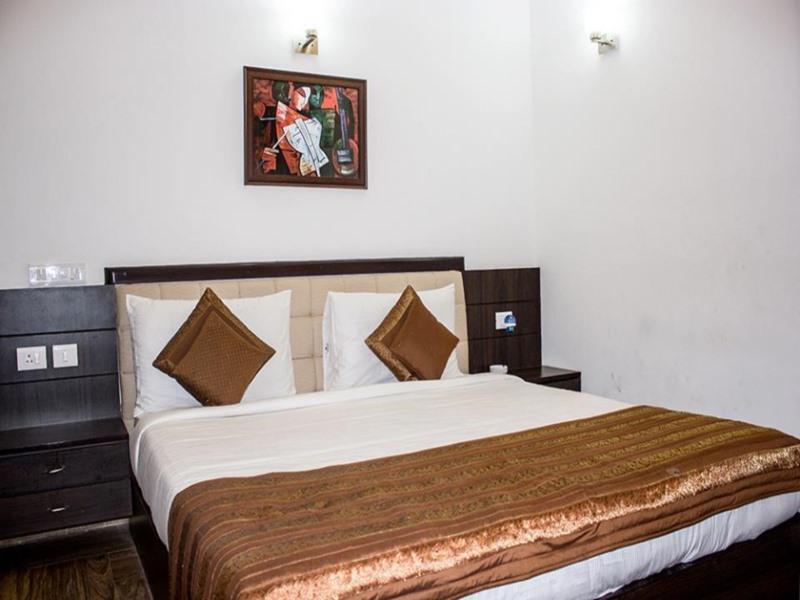 Guest house Rr Residency