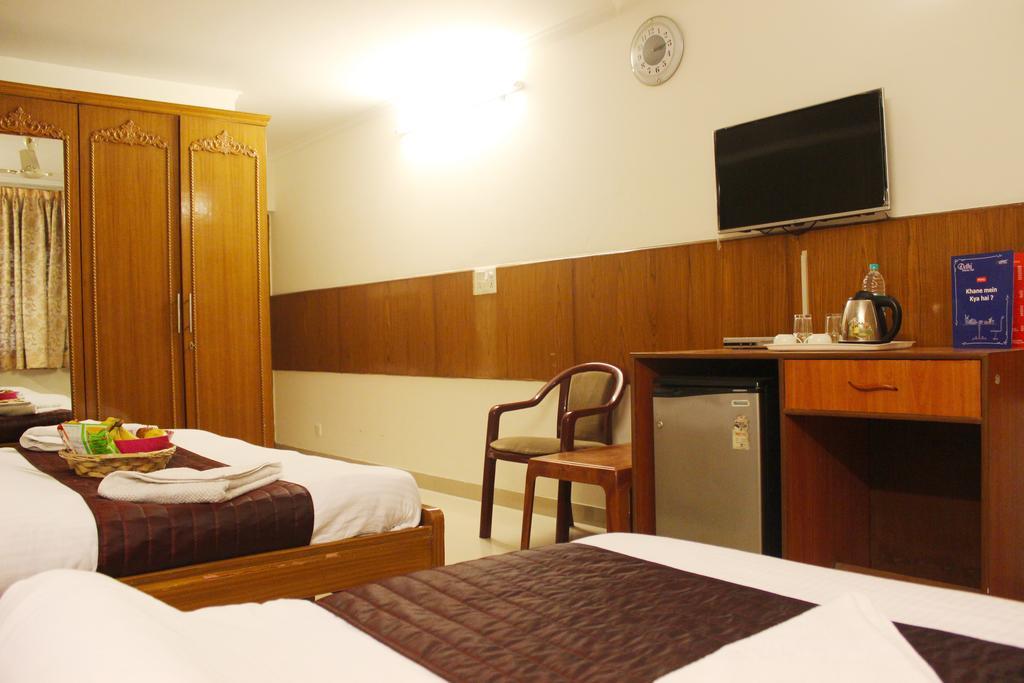Guest house Delhi Marine Club C6 Vasant Kunj *