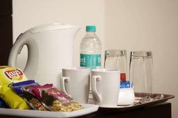 Hotel Fabhotel Aashraye