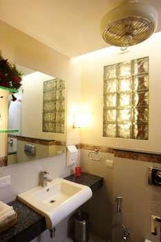 Hotel Fabhotel Aashraye New Delhi