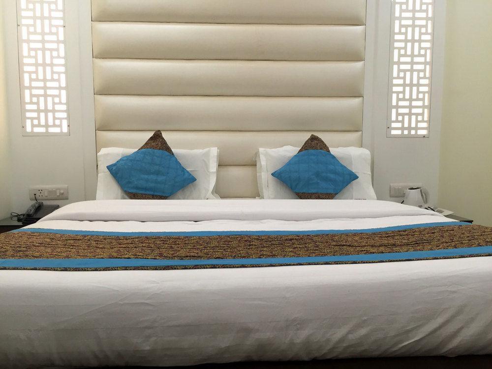 Hindustan- By Backpackers Heaven New Delhi