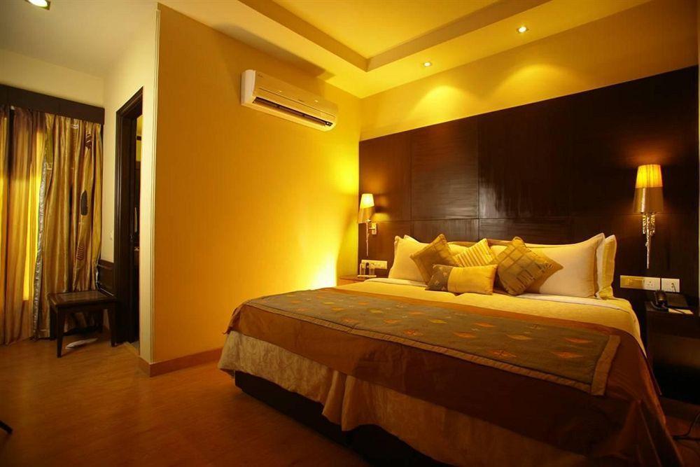 Hotel The Orion - Greater Kailash