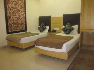 Hotel Oyo 1912 Dada 3*
