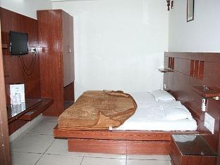 Hotel Fabexpress Le Grand