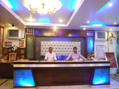 Hotel Maanvi 2*