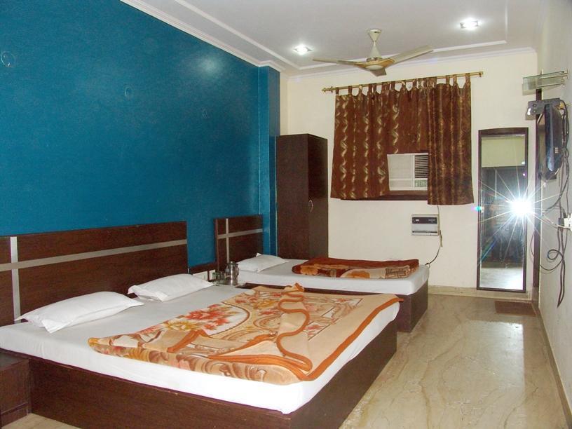 Hotel Oyo 6096 Maharani Palace