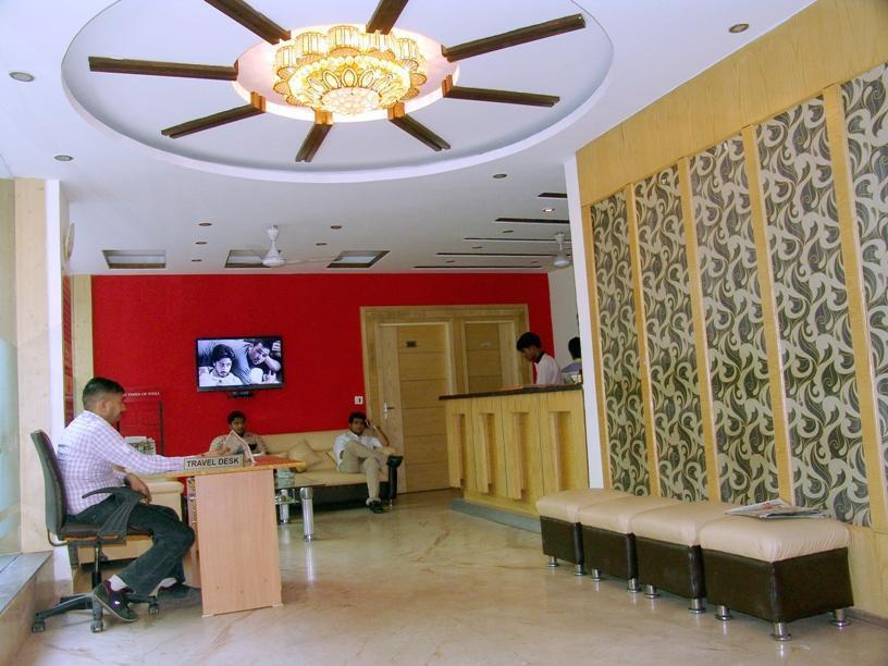 Hotel Oyo 6096 Maharani Palace New Delhi