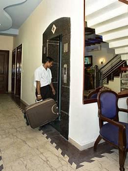 Hotel Raunak International Nova Deli