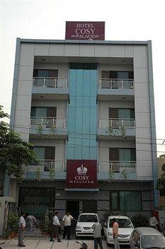 Hotel Fabhotel Cosy Palace Nova Deli