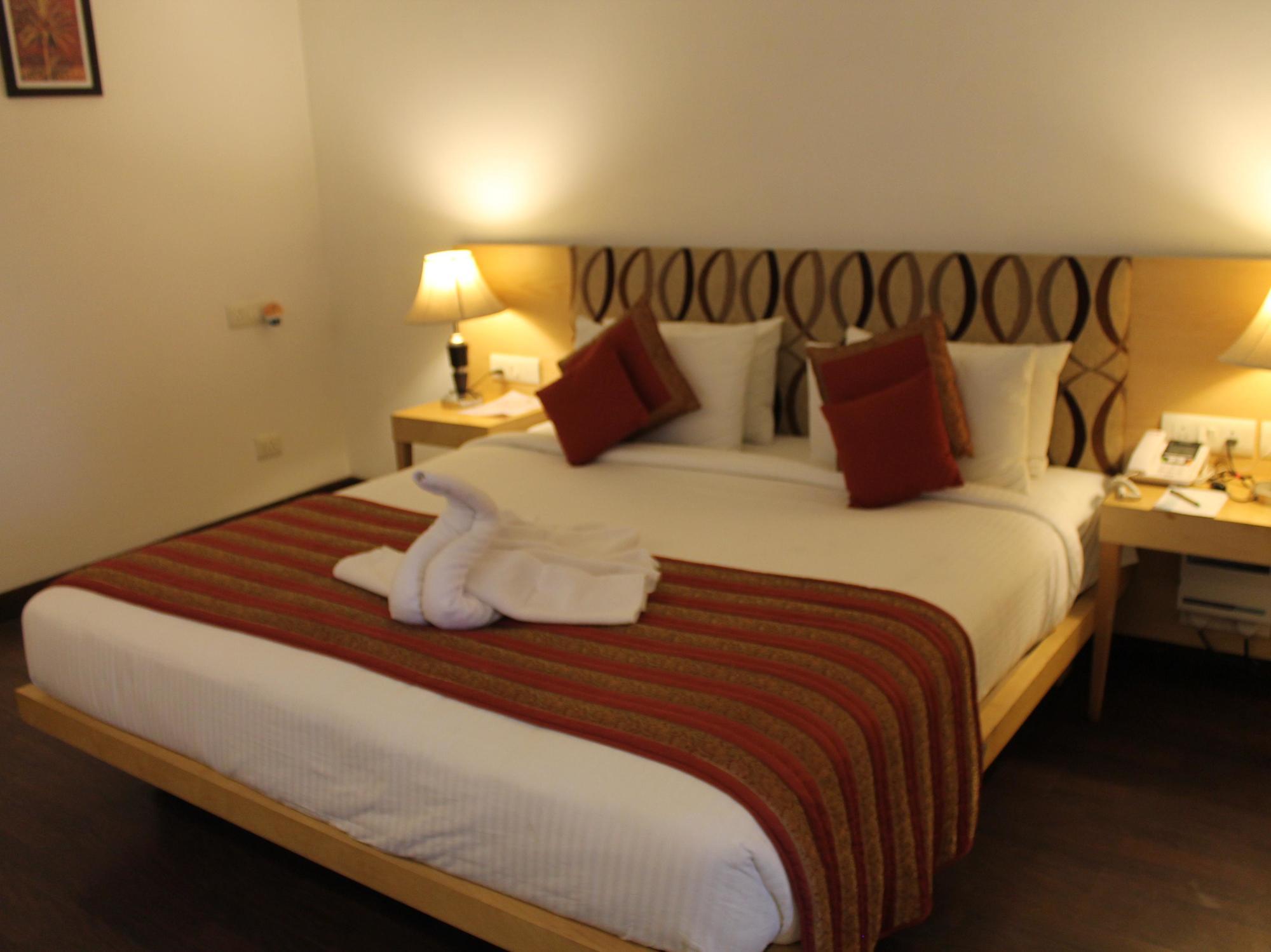 Hotel Grand Lotus Kapashera New Delhi