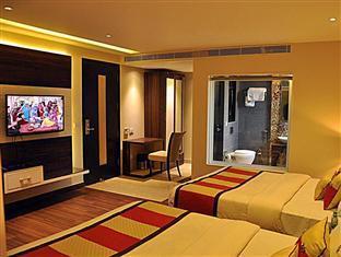 Staybook Hotel Uppal International 4*