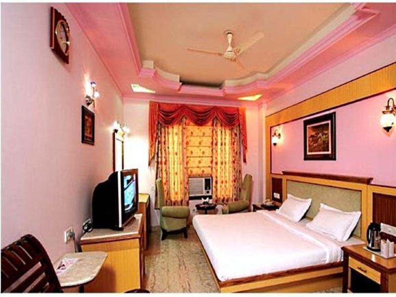 Global Radiance Hotel Nova Deli