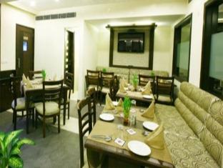Karon - Lajpat Nagar Hotel Nova Deli