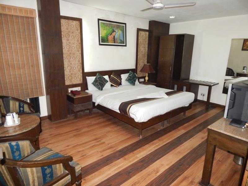 O Grand Peepal Hotel