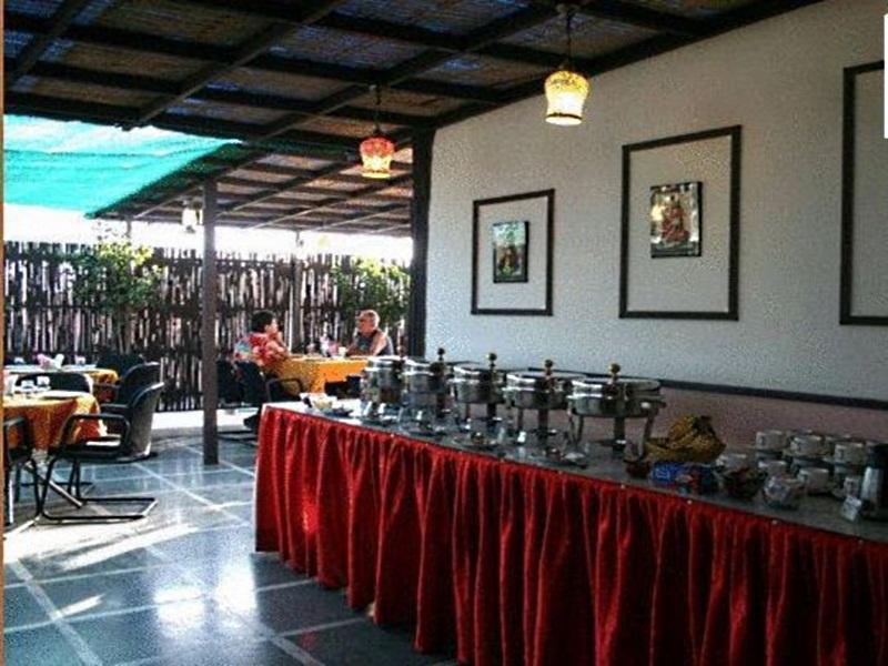 O Grand Peepal Hotel 4*