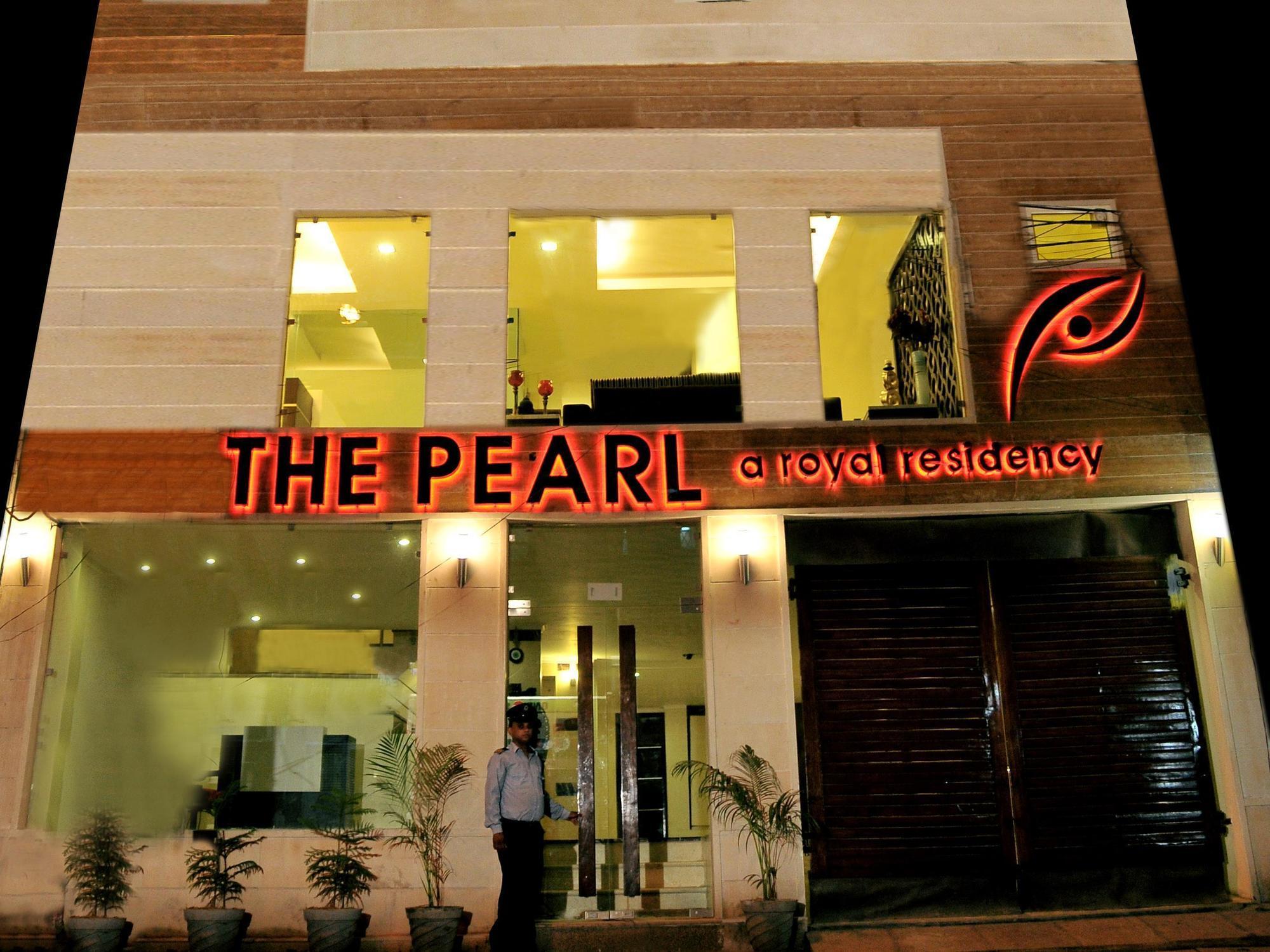 The Pearl- A Royal Residency 3* New Delhi