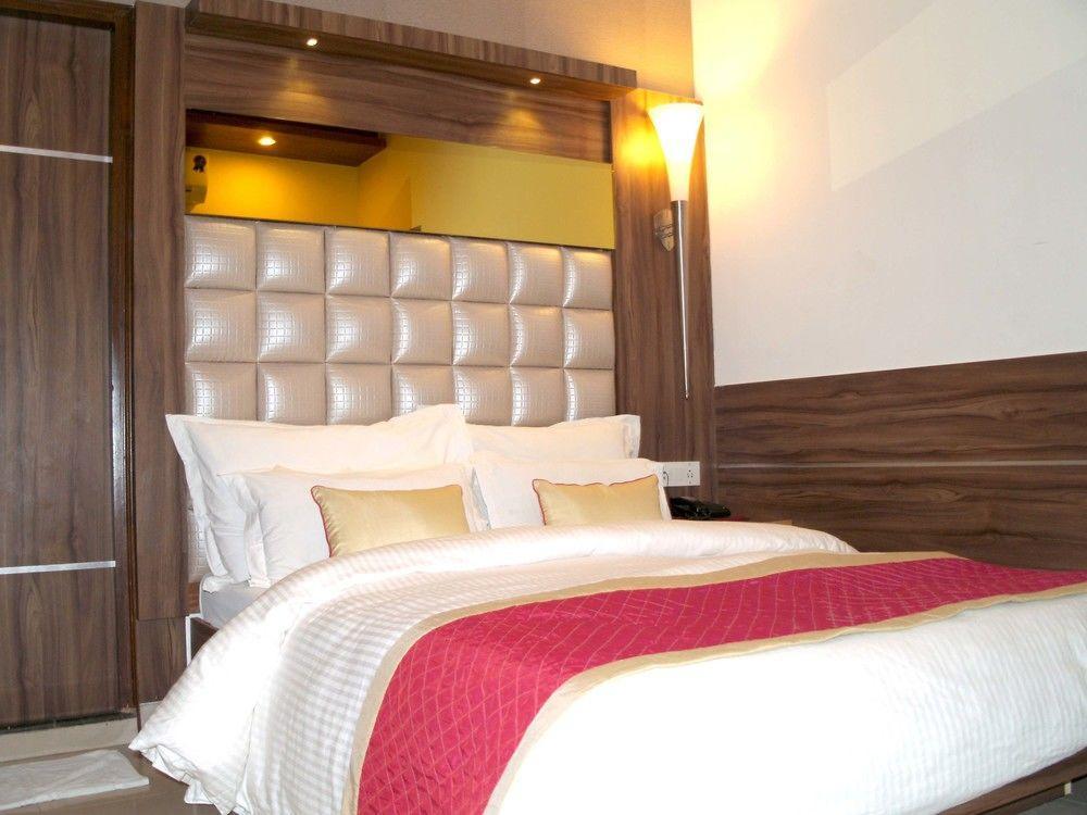 Sri Nanak Continental 3* Delhi (National Capital Territory of India)