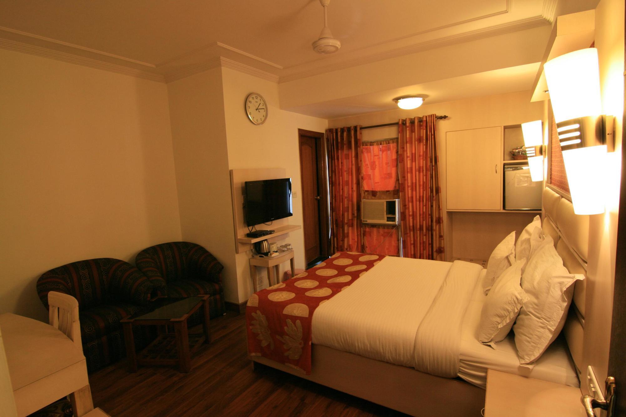Sri Nanak Continental Hotel Delhi (National Capital Territory of India)