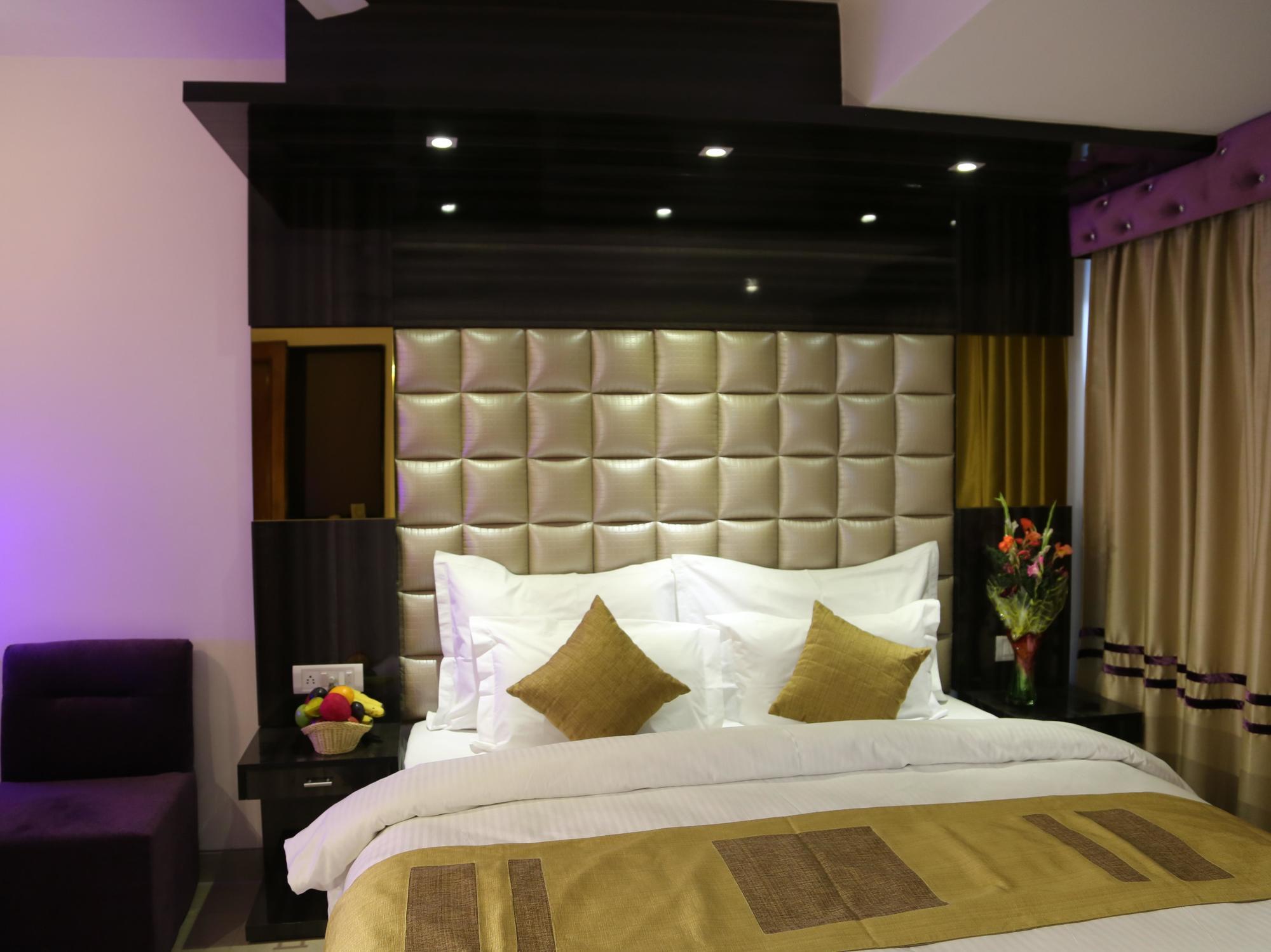 Sri Nanak Continental Hotel