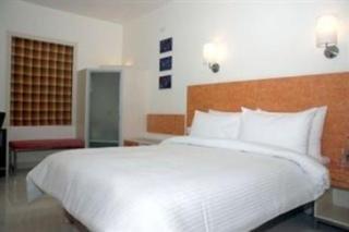 Iris Hometel Hotel