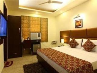 S & B East - Patel Nagar Hotel New Delhi