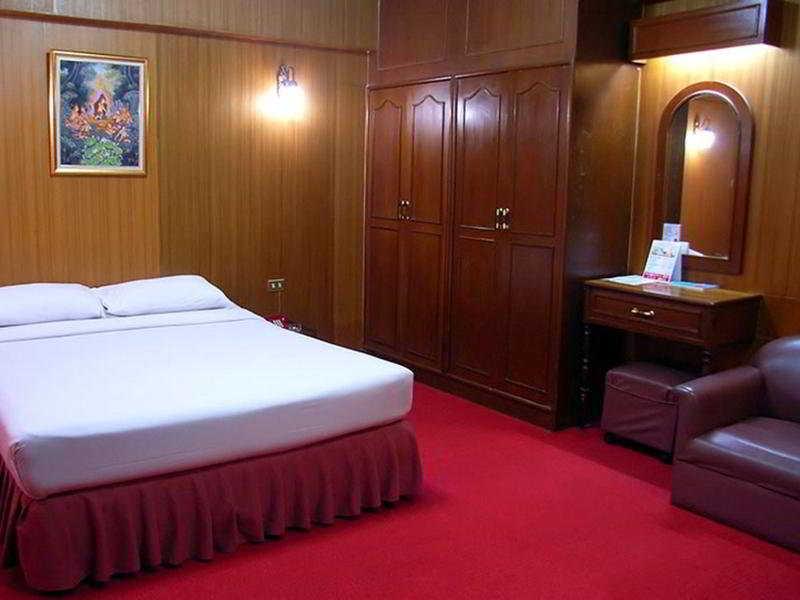 Palace Hotel 3*