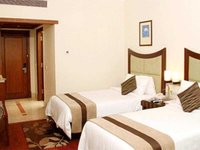 Hotel Muse Sarovar Portico Nehru Place