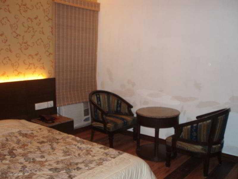 Hotel O Grand Peepal