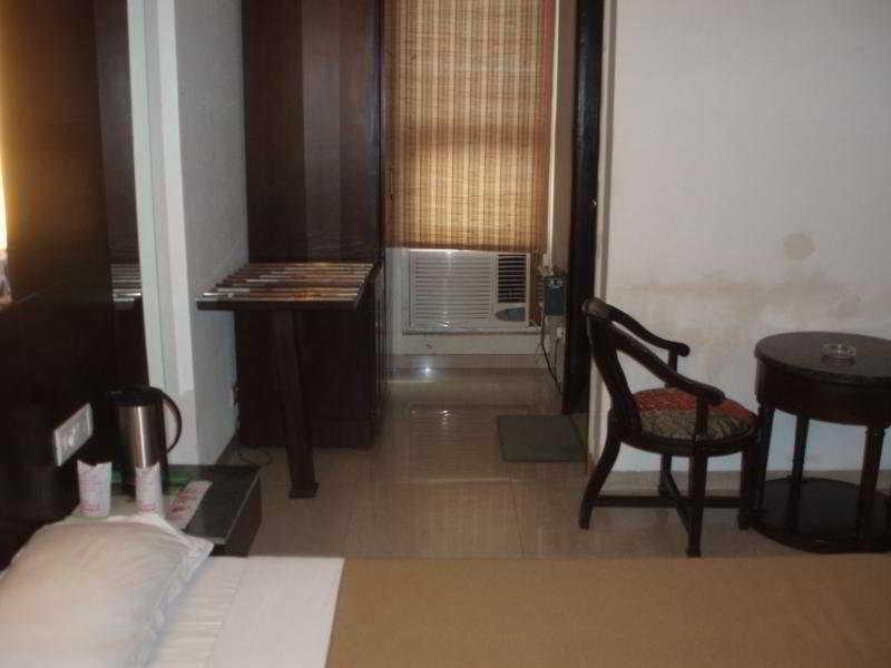 O Grand Peepal Hotel