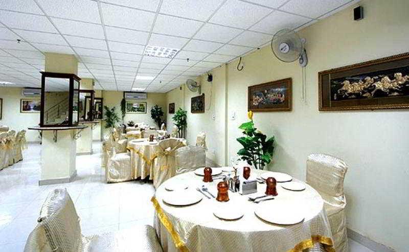 Hotel Tjs Grand