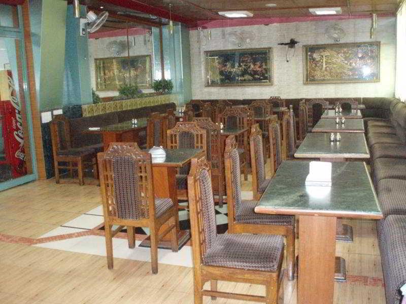 Raunak International Hotel Nova Deli