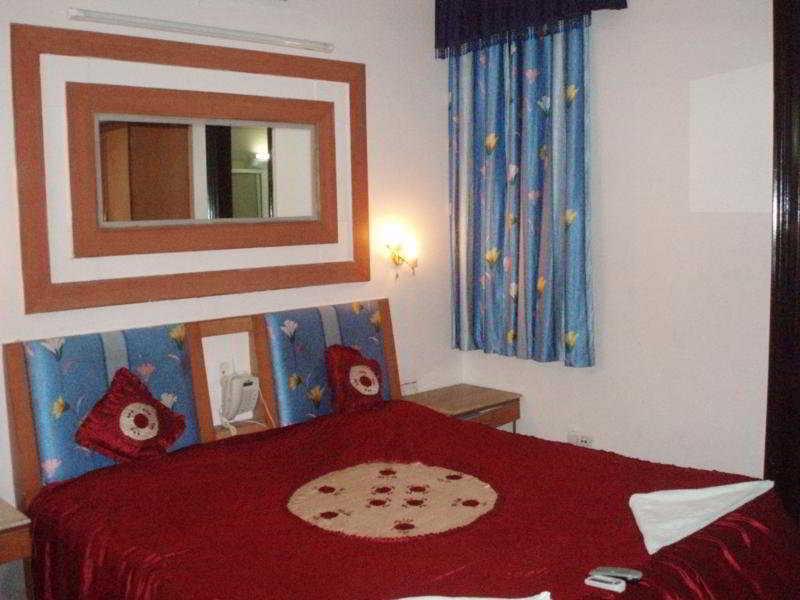 Raunak International Hotel