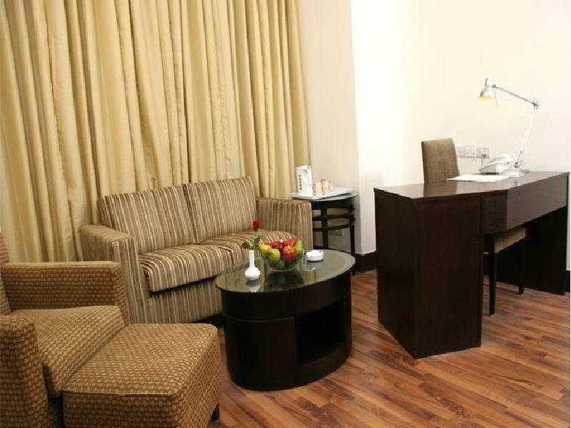 Dolphinn Hotel Delhi (National Capital Territory of India)