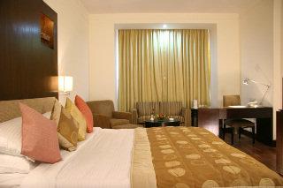 Dolphinn Hotel